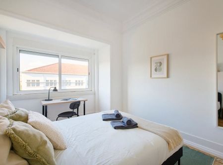 Avenida de Berna, Lisbon, Lisbon 1050-038 - Photo 2