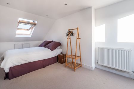 5 bedroom terraced house to rent - Photo 3