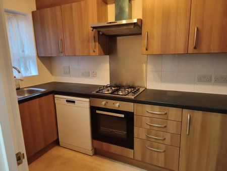 3 bedroom terraced house to rent - Photo 4