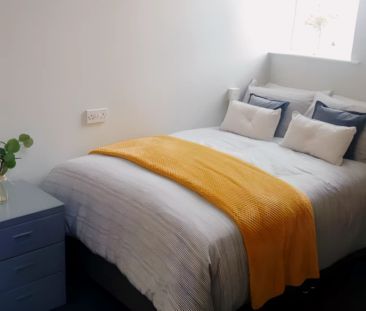 En-Suite Room - Photo 6