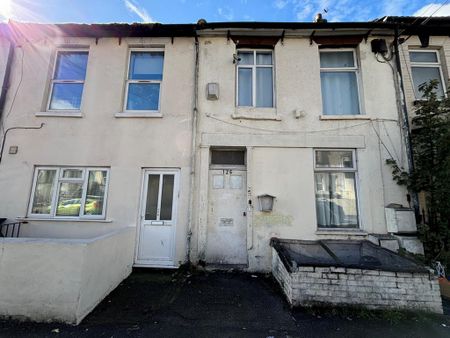 1 bedroom flat to rent - Photo 4