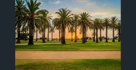 MODERN 1 BEDROOM APARTMENT - Photo 4