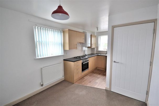 2 bedroom maisonette to rent - Photo 1