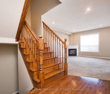 Detached Home For Lease | W8052548 - Photo 6