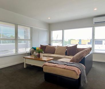 2/1 Ruakiwi Road - Photo 2