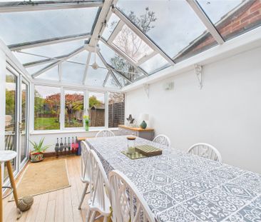 Henley Road, Reading Henley Road, Reading - Photo 1