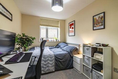 2 bedroom flat to rent - Photo 5