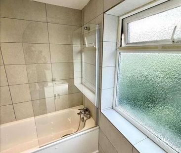 Richard Court, Truro Rd, London, London, N22 - Photo 4