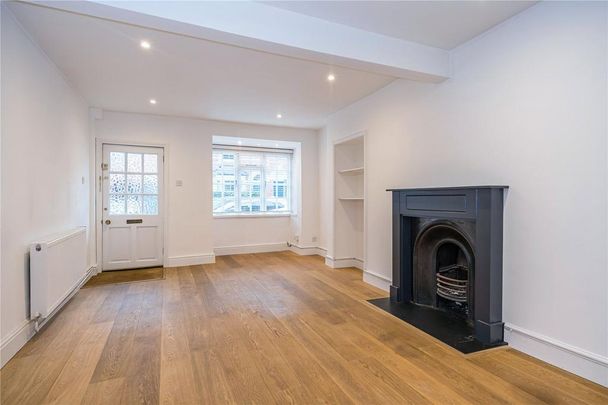 3 bedroom terraced house to rent - Photo 1