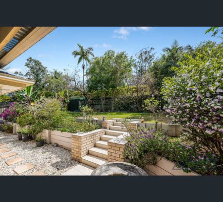 53 Parasol Street, Bellbowrie, Qld 4070 - Photo 4