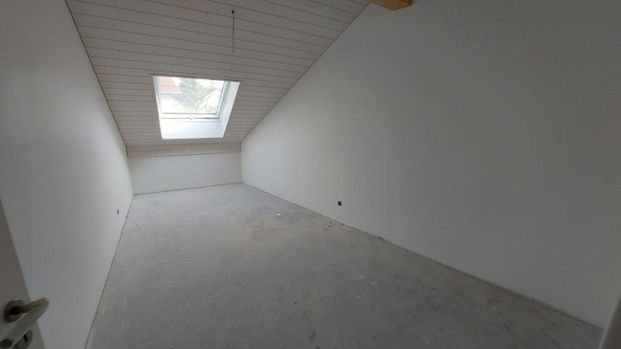 A SAISIR! Appartement de 3 pièces aux combles. - Foto 1