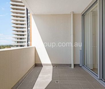 Bright & Spacious 1-Bedroom Haven | Stunning City Views | Prime Hur... - Photo 6