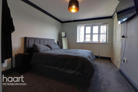 2 bedroom end of terrace house to rent - Photo 5