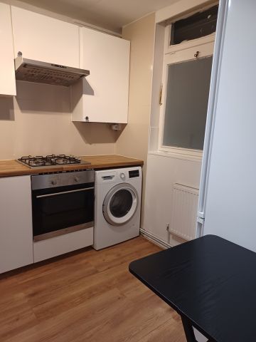 Room in a Shared Flat, Dundee House, W9 - Photo 3