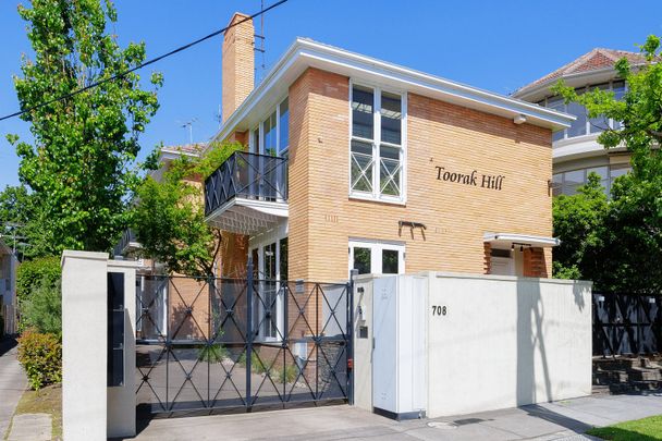 3/708 Orrong Road, Toorak VIC 3142 - Photo 1