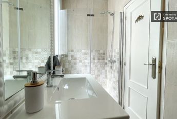 madrid, Community of Madrid 28015