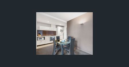 Spacious living with Sparkling Views! - Photo 4