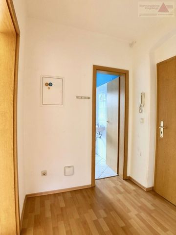 Zentral gelegene 2-Raum-Wohnung mit Balkon in Rabenau - Photo 5