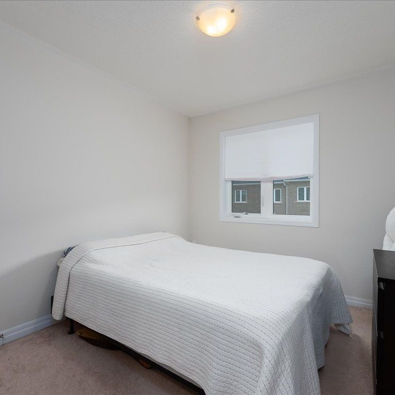 For Lease - 3002 Preserve Drive Unit# 31, Oakville, Ontario - Photo 1