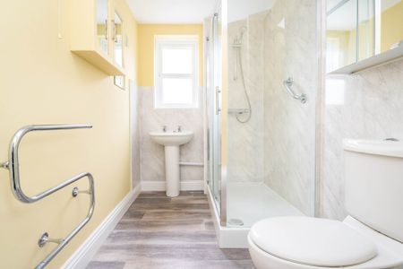 2 bedroom apartment to rent Church Street, Faringdon, Oxfordshire, SN7 - Photo 5