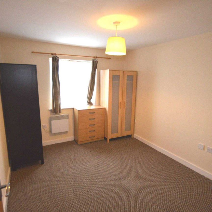 Foxglove Path, Riverside - Photo 1