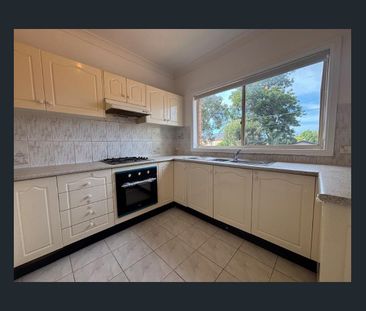 Two-Bedroom Double-Storey Home for Lease in Auburn - Photo 2