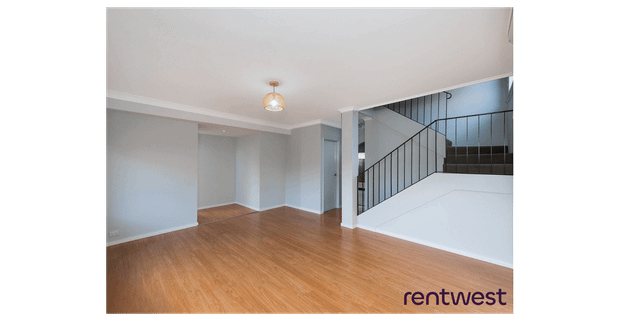 LUXURIOUS LIVING IN LEONARD ST - Photo 1