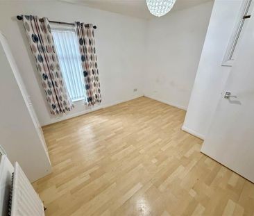 15 Castlereagh Parade, Belfast, BT5 5GT - Photo 4