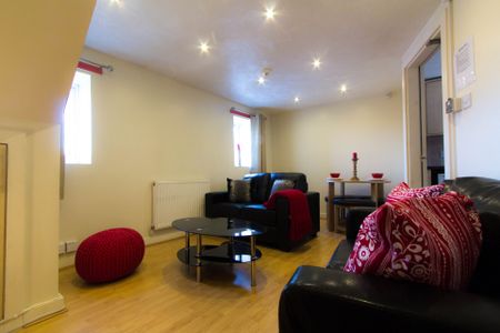 Flat 3, 65 WOODSLEY ROAD Leeds - LS3 1DX - Photo 2