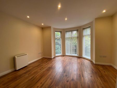 2 bedroom flat to rent - Photo 3