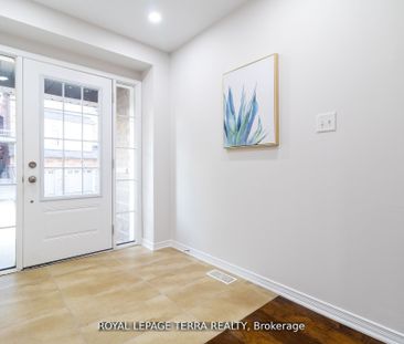 For Lease - 8 Graywardine Lane, Ajax, Ontario - Photo 6