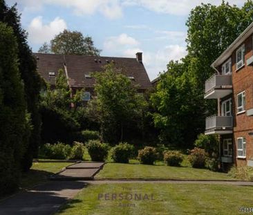 2 bedroom property to rent in Epsom - Photo 5