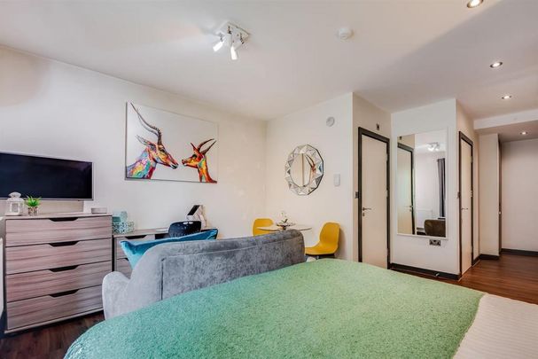 1 bedroom flat to rent - Photo 1