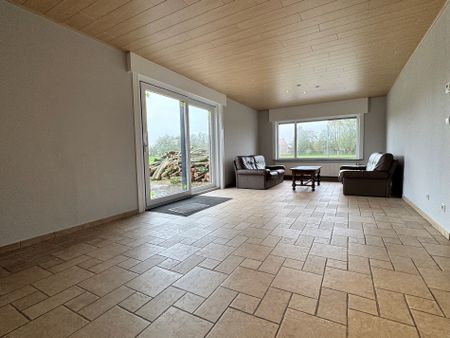 Alleenstaande woning met 3 slaapkamers te Ichtegem - Photo 2