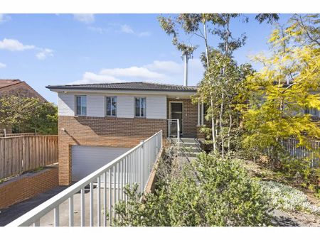 “Modern 4 Bedroom Home + Rumpus With All the Added Luxuries” - Photo 2