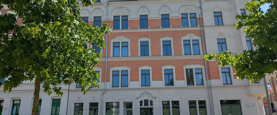 ++ frisch sanierte 3-Raum Wohnung mit Tageslichtbad - top-angebunden ins Chemnitzer Zentrum ++ - Foto 1