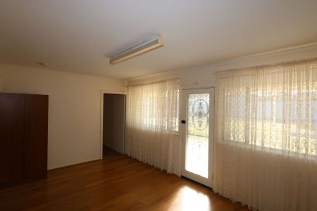 216-218 Pell Street - Photo 3