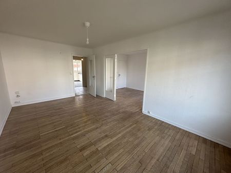 Location Appartement 4 pièces 90m² STRASBOURG 67000 - Photo 2