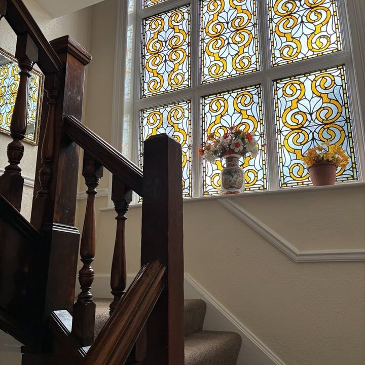 2 Bed Flat, North Grange Road, LS6 - Photo 1