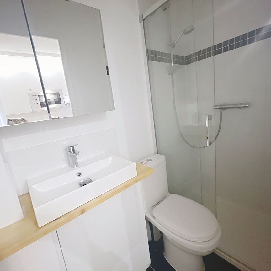 Location Appartement 1 pièce 15m² - Photo 1