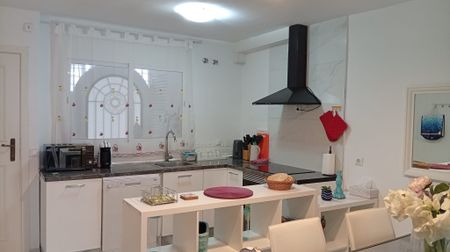 964651 - Apartment for rent Elviria Playa, Marbella, Málaga, Spain - Photo 5