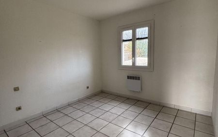 Location Appartement P1 + balcon Meze - Photo 5