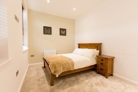 Hounds Gate Court, Nottingham, NG1 - Photo 2