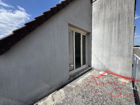 Location Appartement 1 pièce 36m² SEZANNE 51120 - Photo 5