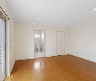 Charming Family Home In The Heart Of Bassendean - Photo 6