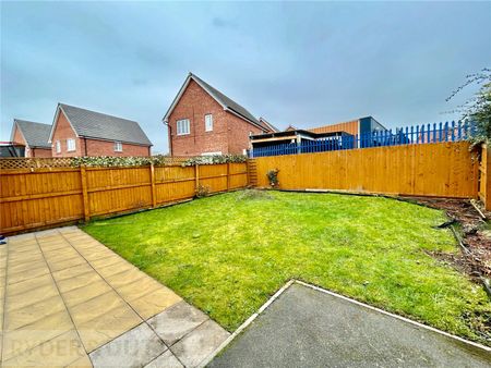 Oak Close, Chadderton, Oldham, Greater Manchester, OL9 - Photo 4