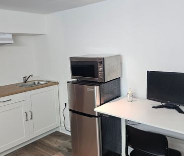 For Lease - 2 Maretta Avenue Unit# Basement #A, Toronto, Ontario - Photo 2