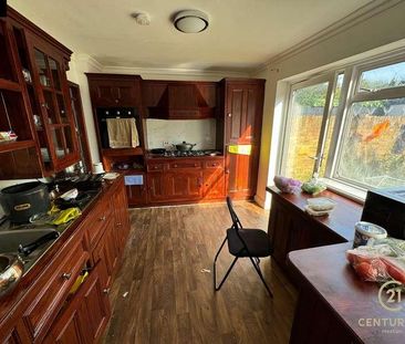 London Road, Feltham, TW14 - Photo 2