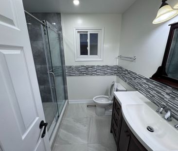 For Lease - 2239 Shipwright Road, Oakville, Ontario - Photo 3