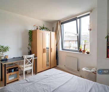 2 bedroom flat to rent - Photo 6